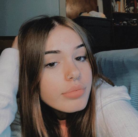 Meet your Posher, Savannah - Picture 1 of 1